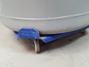 Thumbnail image of Statebourne Biorack 5400 Liquid Nitrogen Storage Dewar Tank Lab