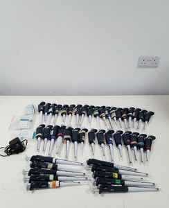 Thumbnail image of 44 x Gilson Pipetman Laboratory Pipettes with Accessories Lab