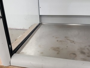 Thumbnail image of Safelab Systems Flow Cabinet  Model - Airone 1000GS Lab Spares/Repairs