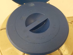 Thumbnail image of Taylor Wharton Jencons 35VHC Liquid Nitrogen Dewar  Part no. 750 RS Lab