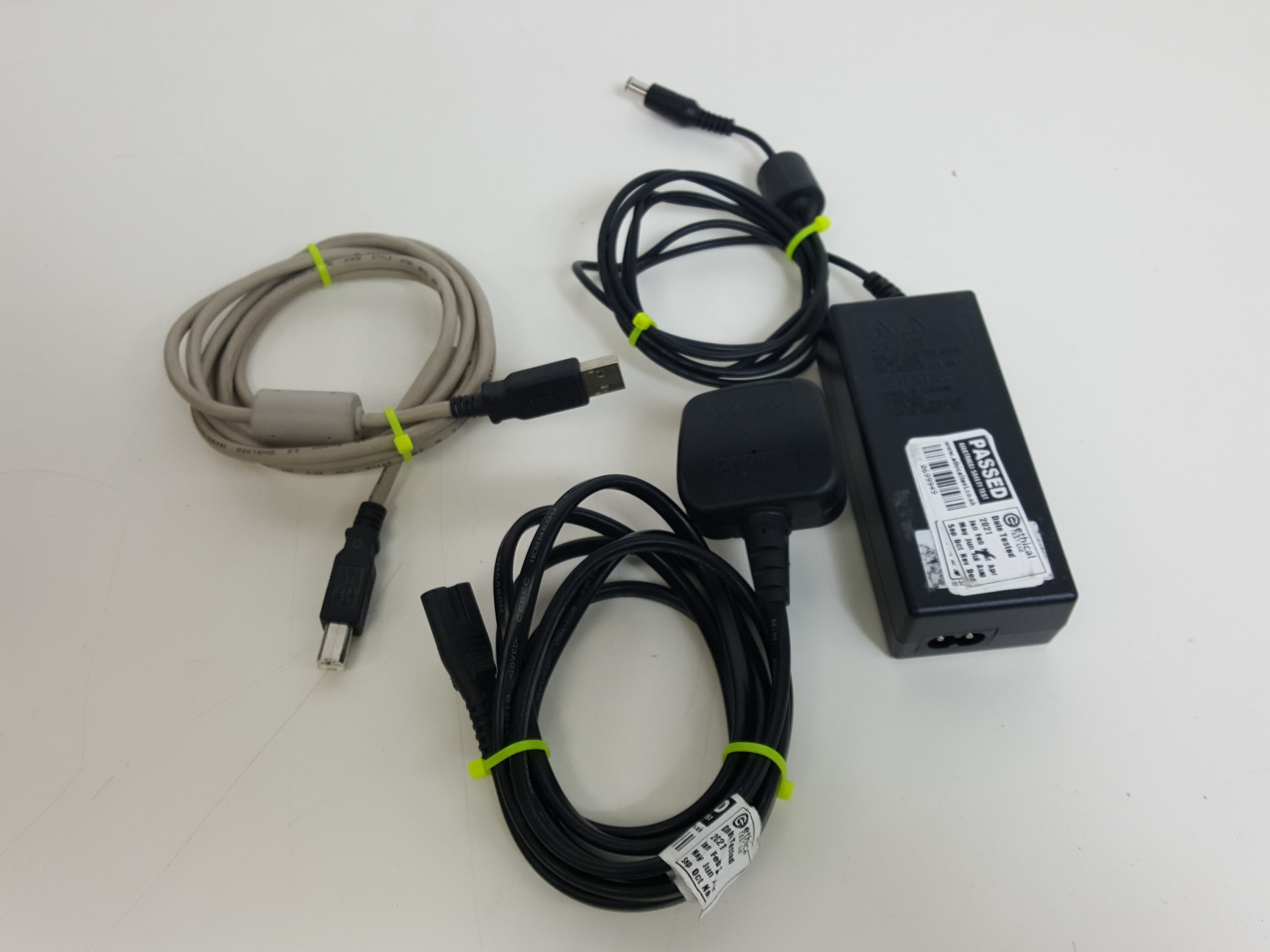 Image of Epson Perfection V750 Pro Scanner  Model - J221A 