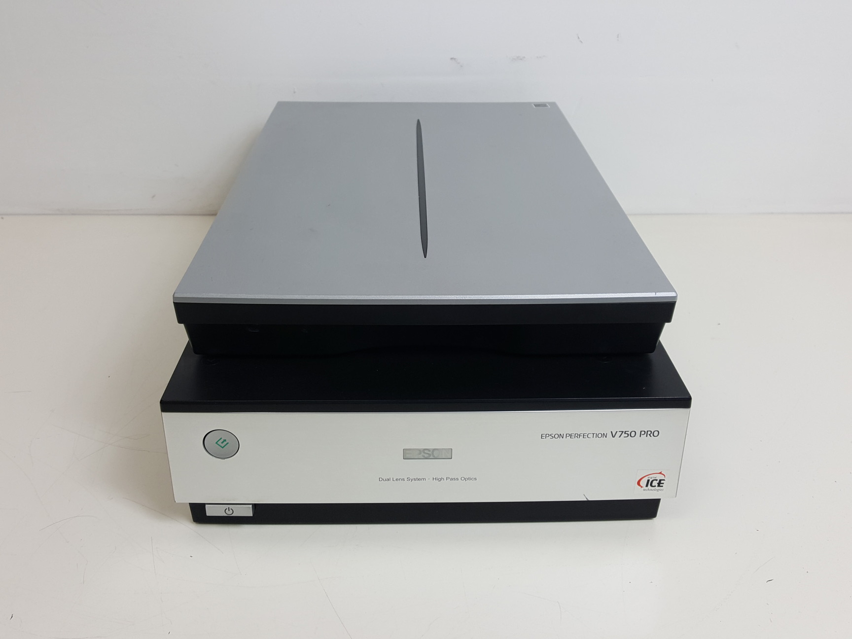 Image of Epson Perfection V750 Pro Scanner  Model - J221A 