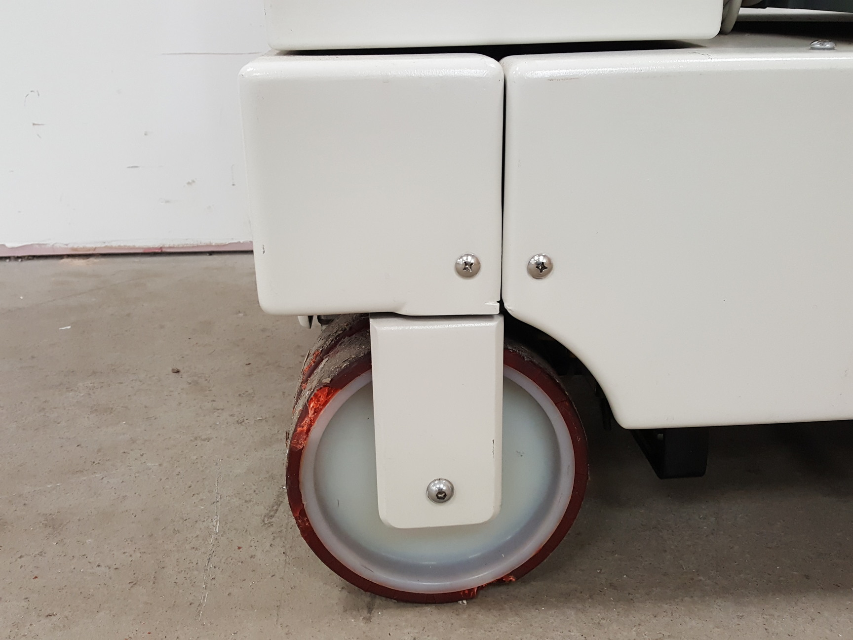 Image of MiE Medical Imaging Electronics Scintron Nuclear Gamma Camera Lab