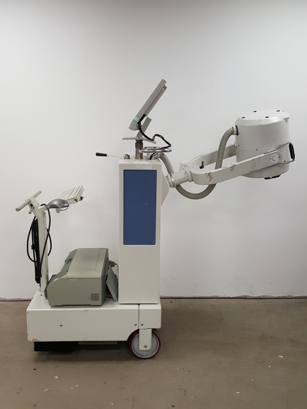 Image of MiE Medical Imaging Electronics Scintron Nuclear Gamma Camera Lab