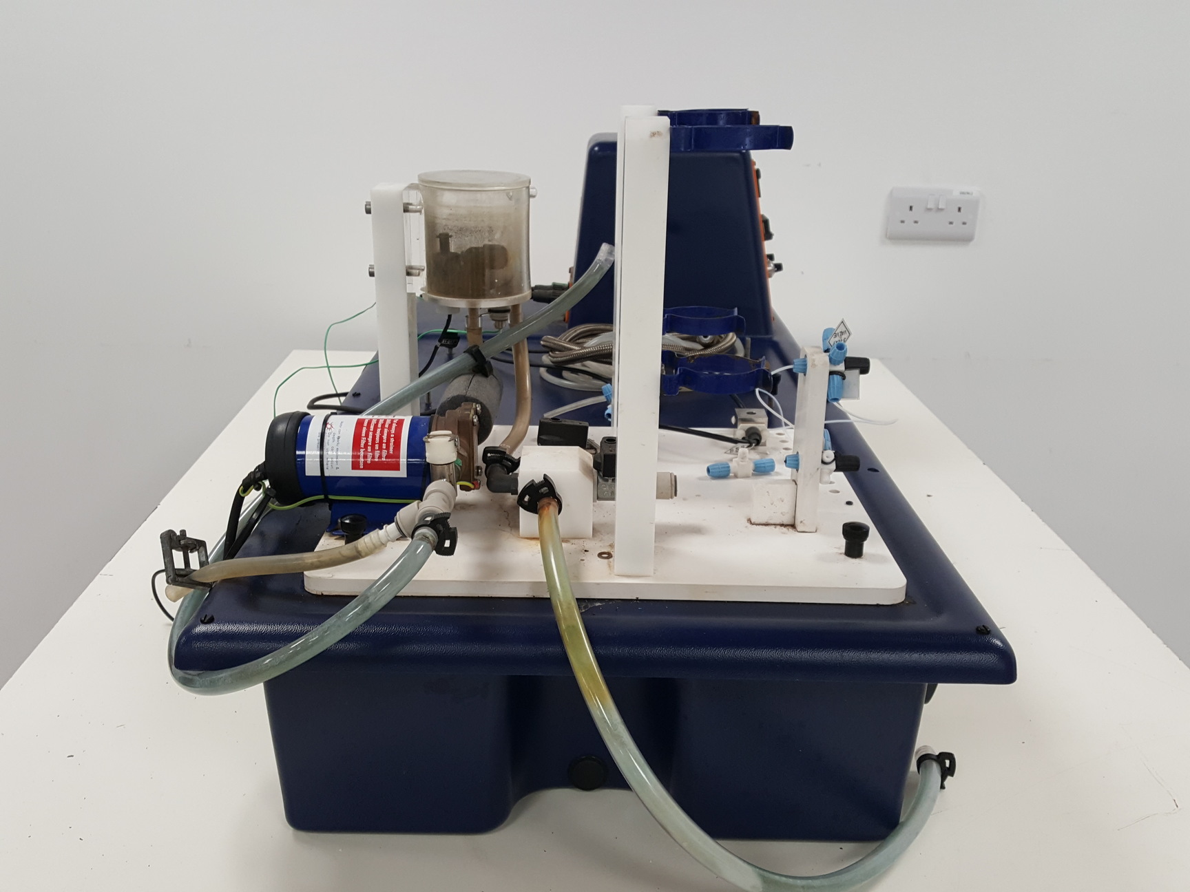 Image of Armfield CEU CEU-A Catalytic Reactors Apparatus Lab