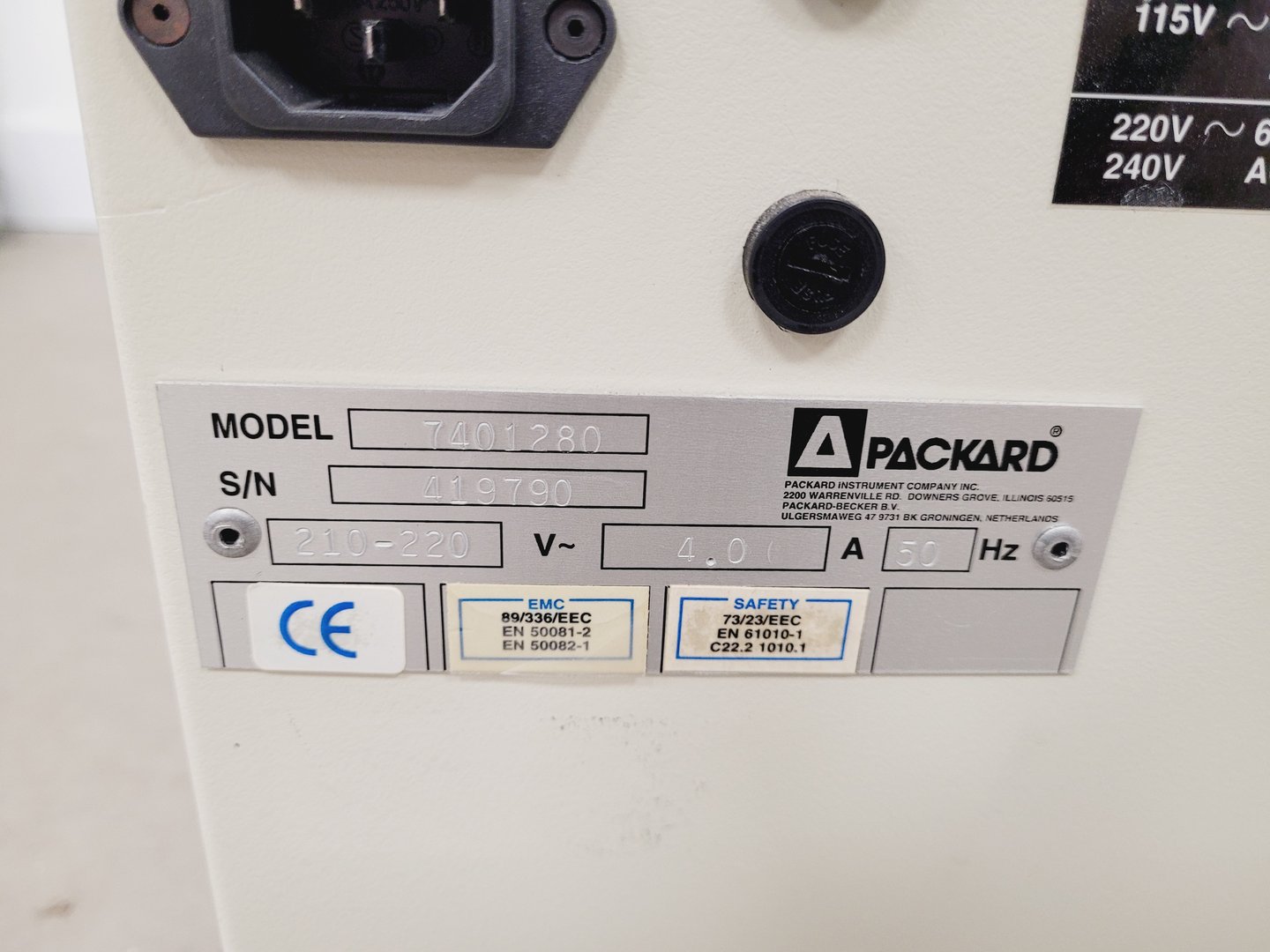 Image of TopCount NXT Microplate Scintillation & Luminescence Counter C990201 Lab