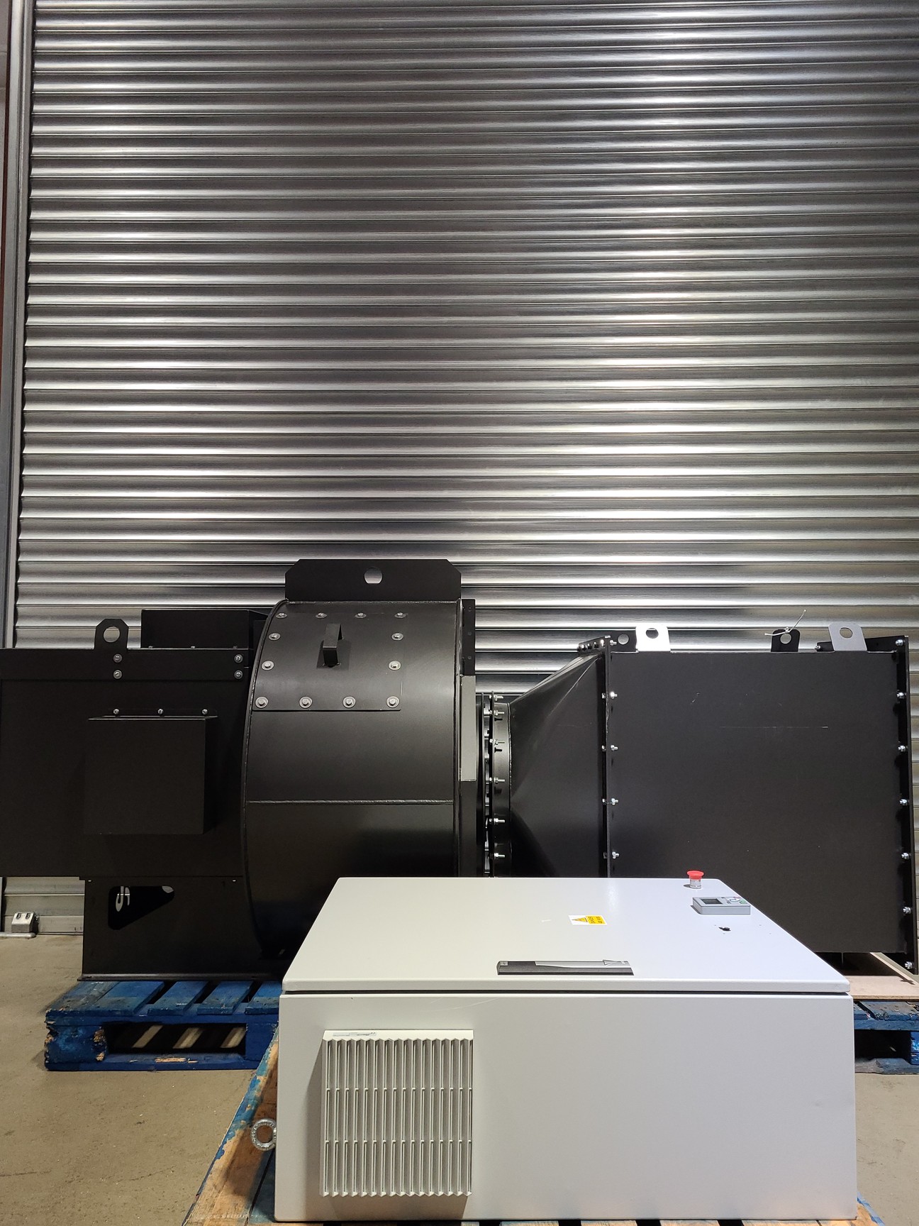 Image of Fans & Blowers Ltd 600 BSZ100 Centrifugal Industrial Fan System + Parker AC30