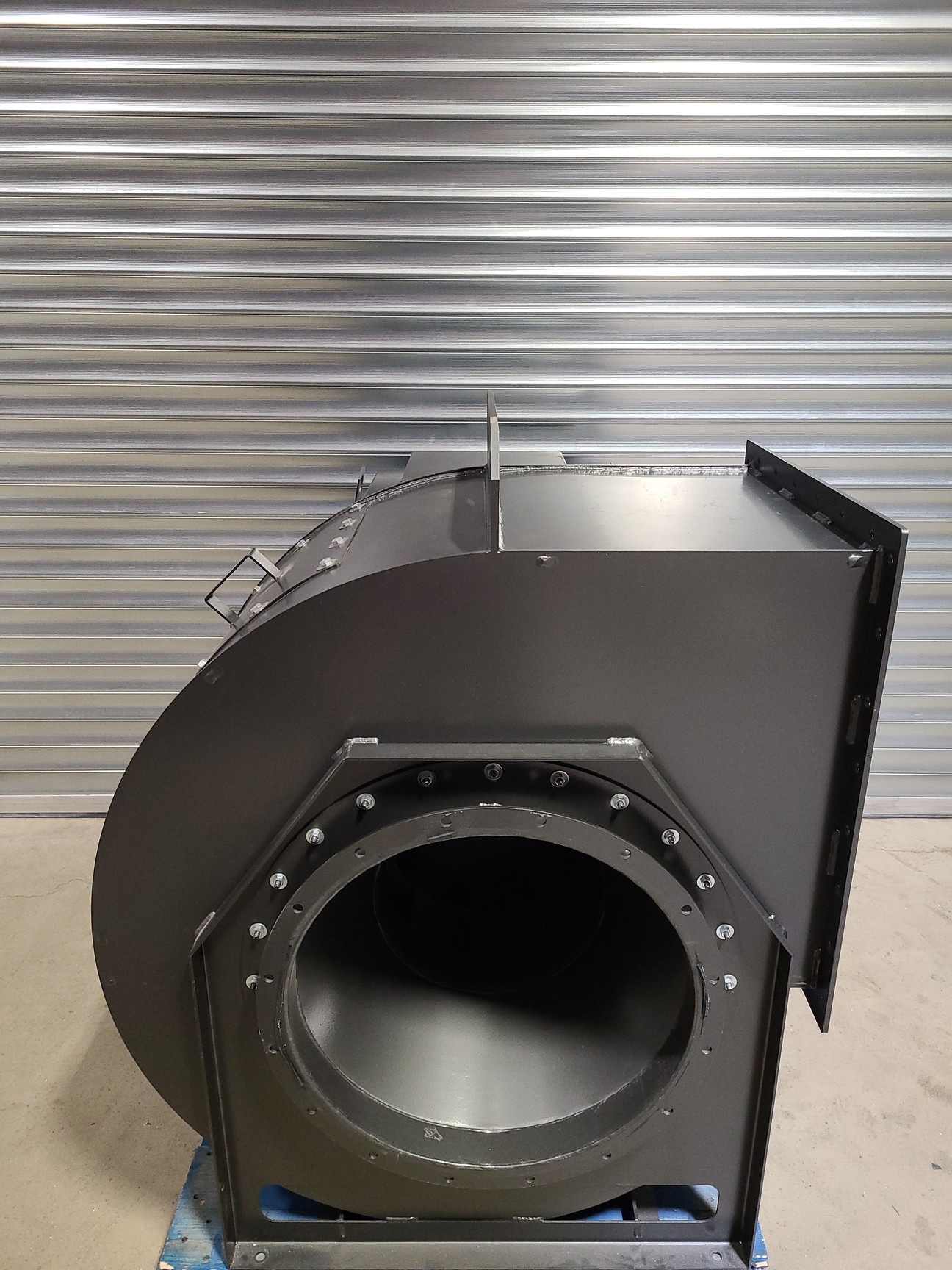Image of Fans & Blowers Ltd 600 BSZ100 Centrifugal Industrial Fan System + Parker AC30