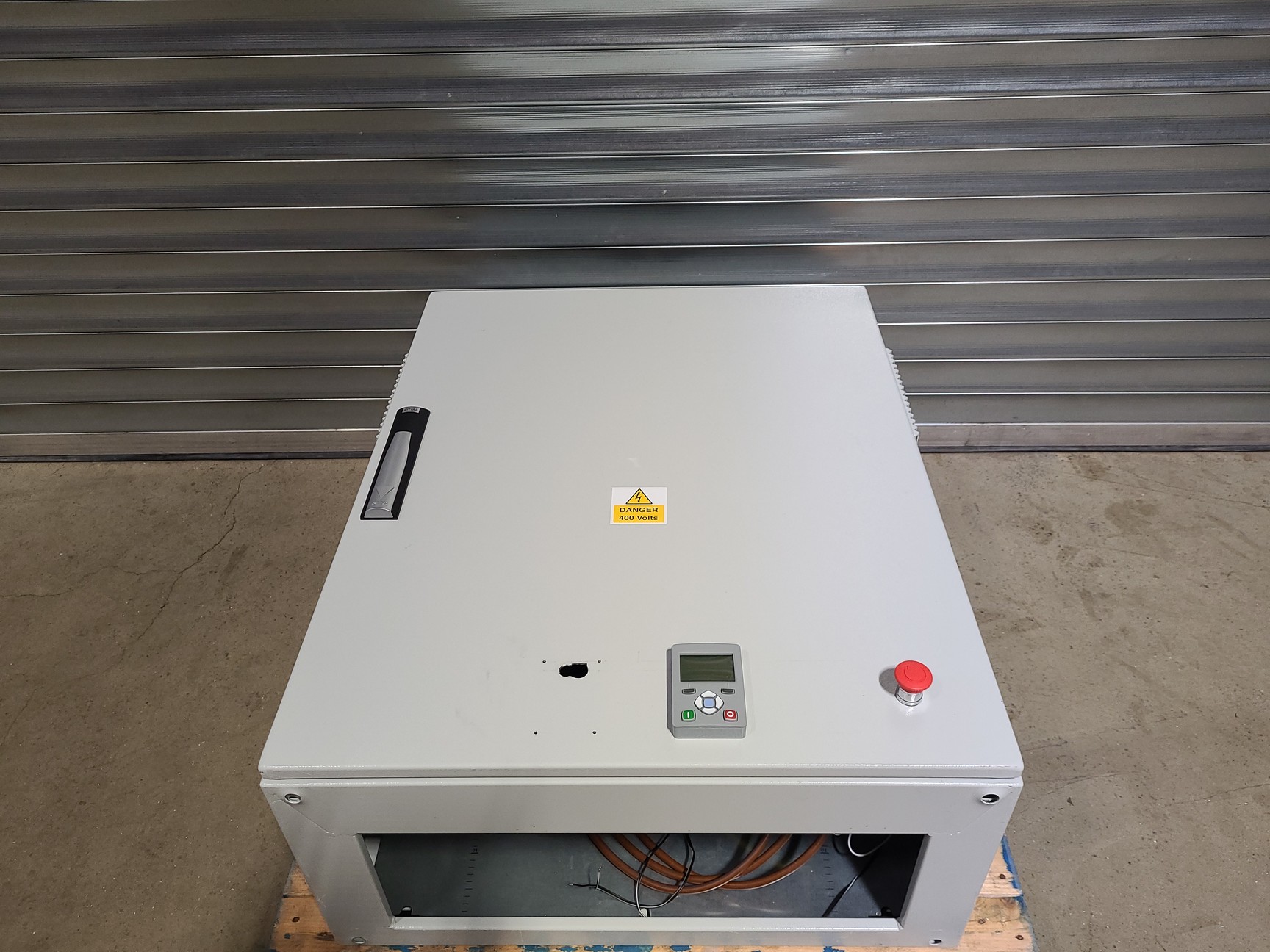 Image of Fans & Blowers Ltd 600 BSZ100 Centrifugal Industrial Fan System + Parker AC30