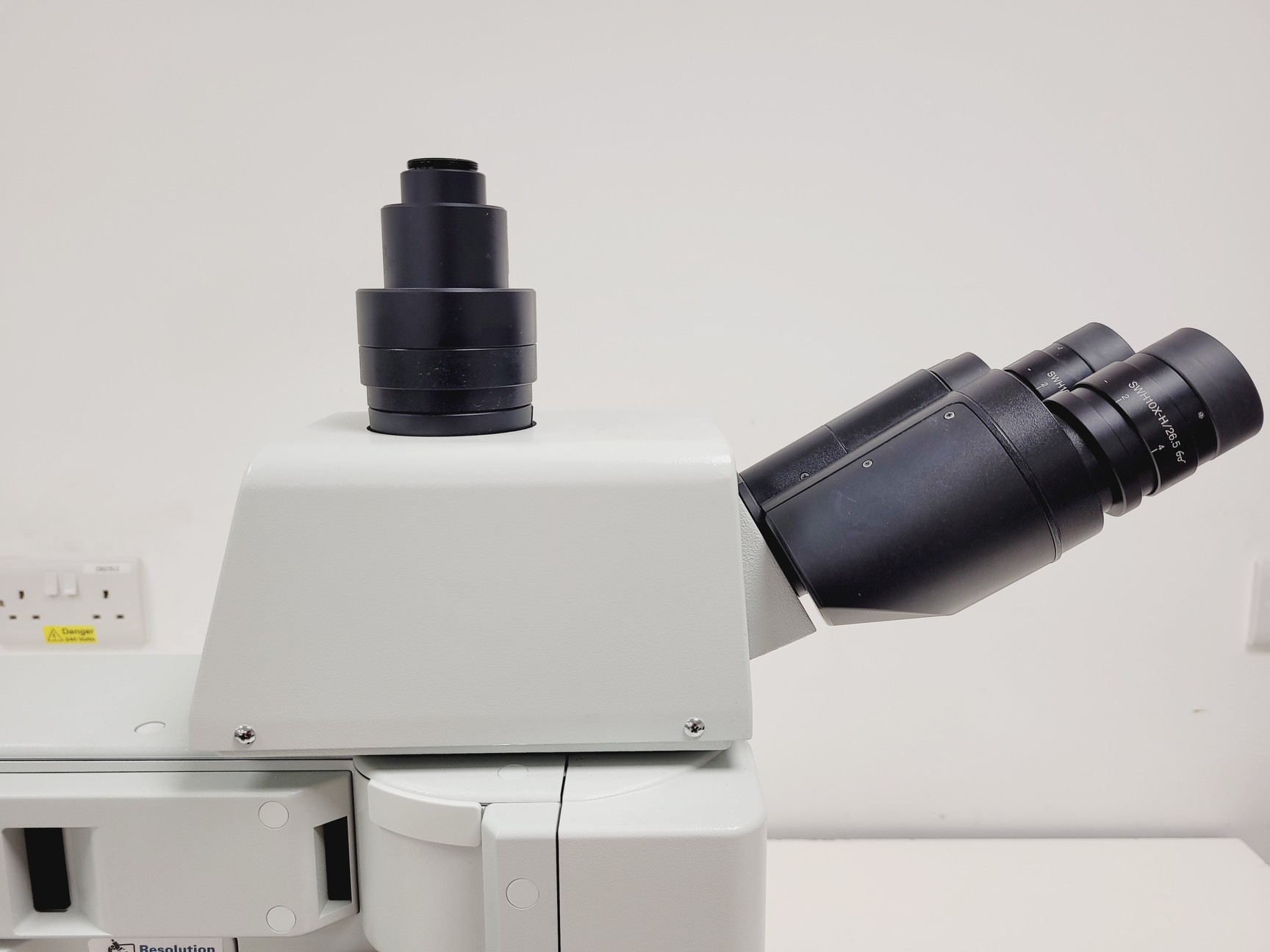Image of Olympus BX61 Microscope System w/ 1 x Objective UPlanApo 40x/1,00 Lab