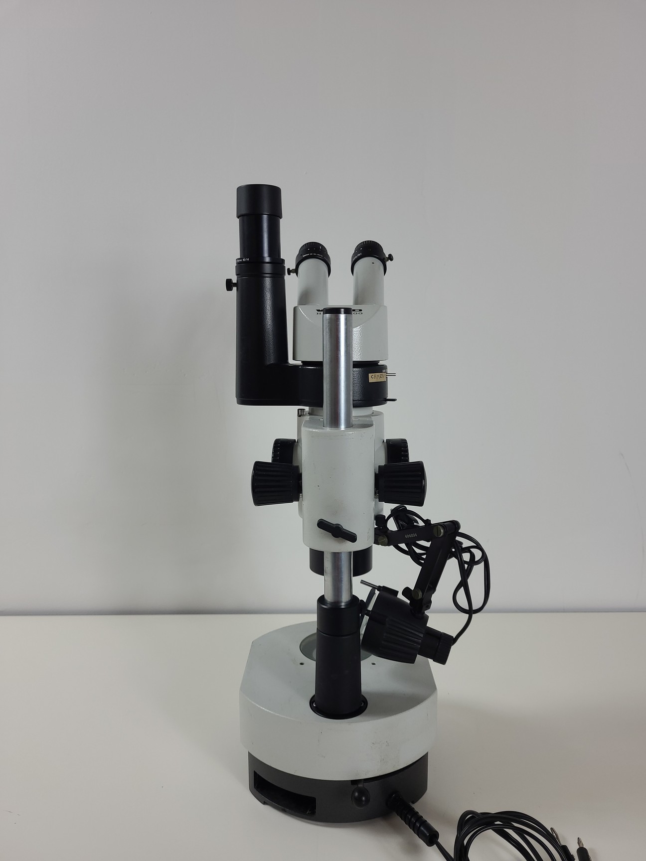 Image of Wild Heerbrugg MD Laboratory Stereo Microscope Lab 404891 Phototube 304490