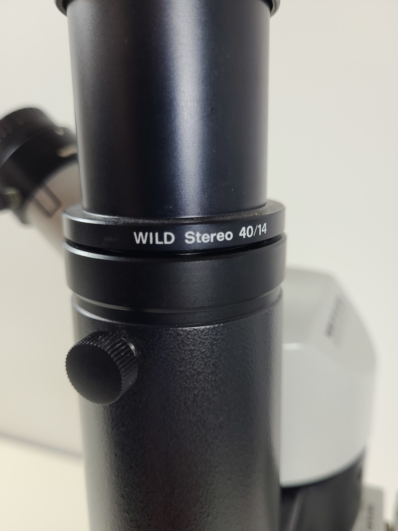 Image of Wild Heerbrugg MD Laboratory Stereo Microscope Lab 404891 Phototube 304490