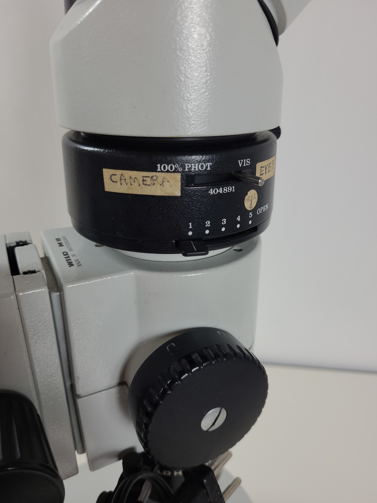 Image of Wild Heerbrugg MD Laboratory Stereo Microscope Lab 404891 Phototube 304490