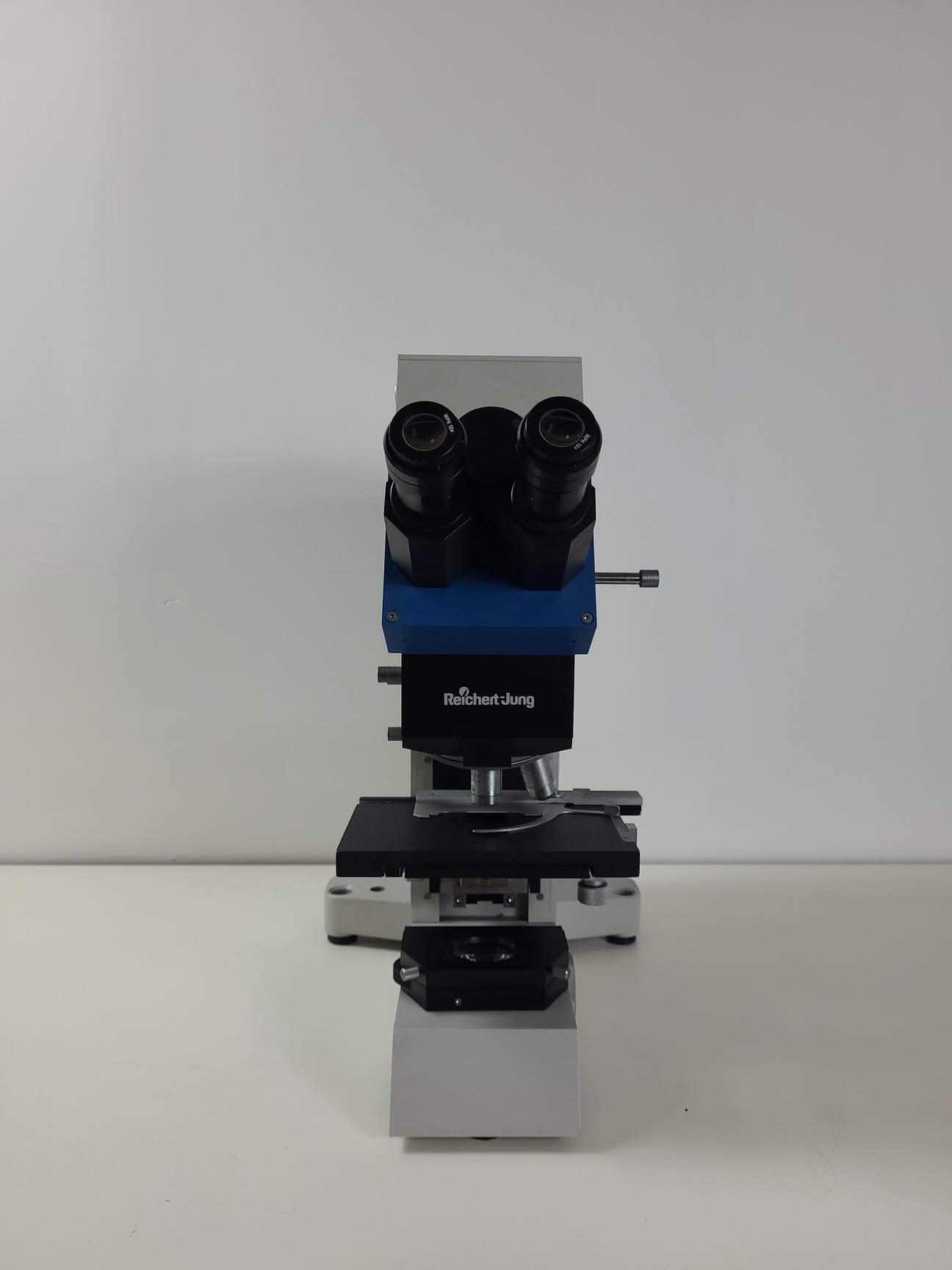 Image of Reichert-Jung Polyvar 300602 Microscope & 4 Objectives - Austria 4, 10, 25, 40 