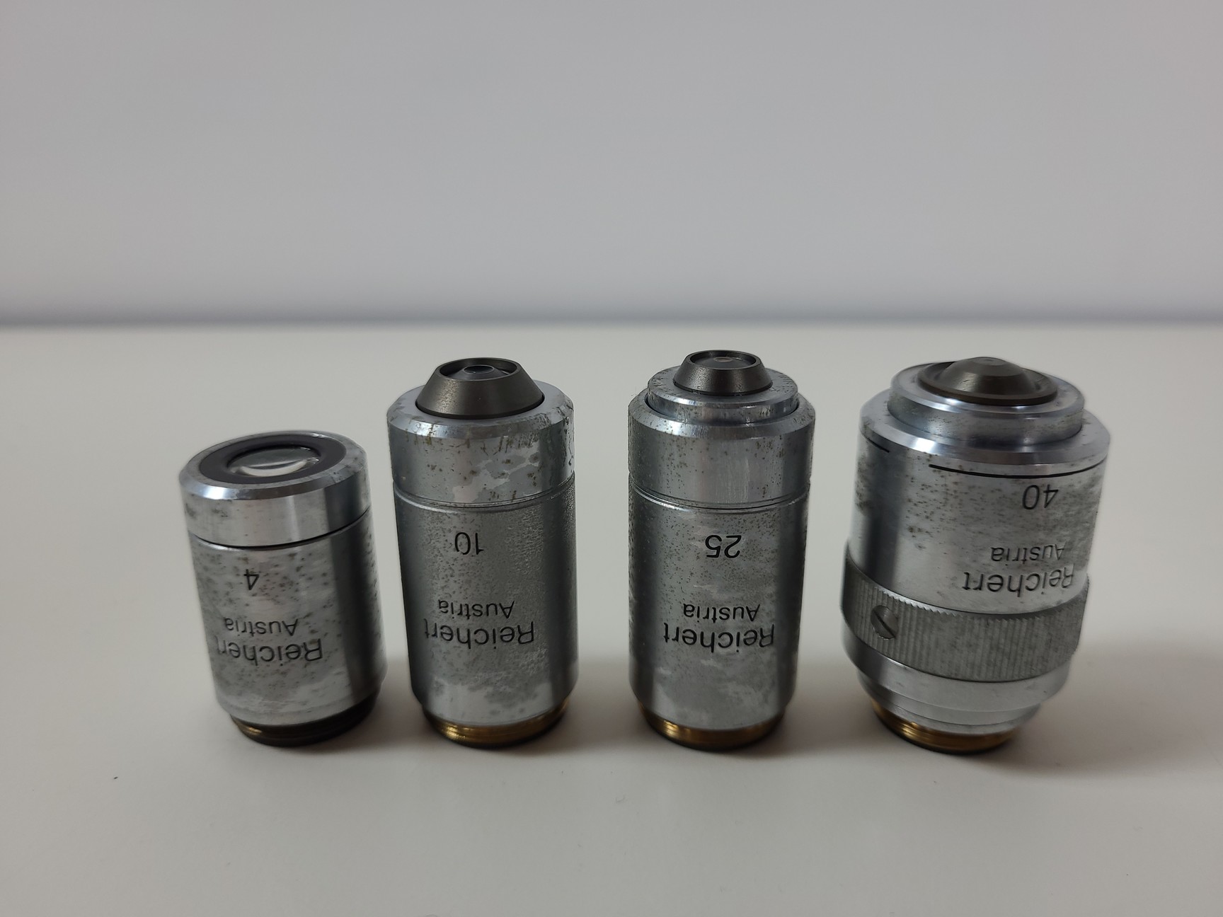 Image of Reichert-Jung Polyvar 300602 Microscope & 4 Objectives - Austria 4, 10, 25, 40 