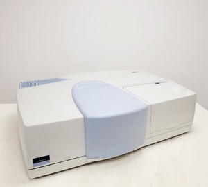 Thumbnail image of Perkin Elmer Lambda 750 UV/VIS Spectrometer Lab