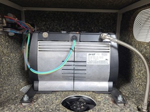 Thumbnail image of Jun-Air OF302-25MQ Air Compressor Lab