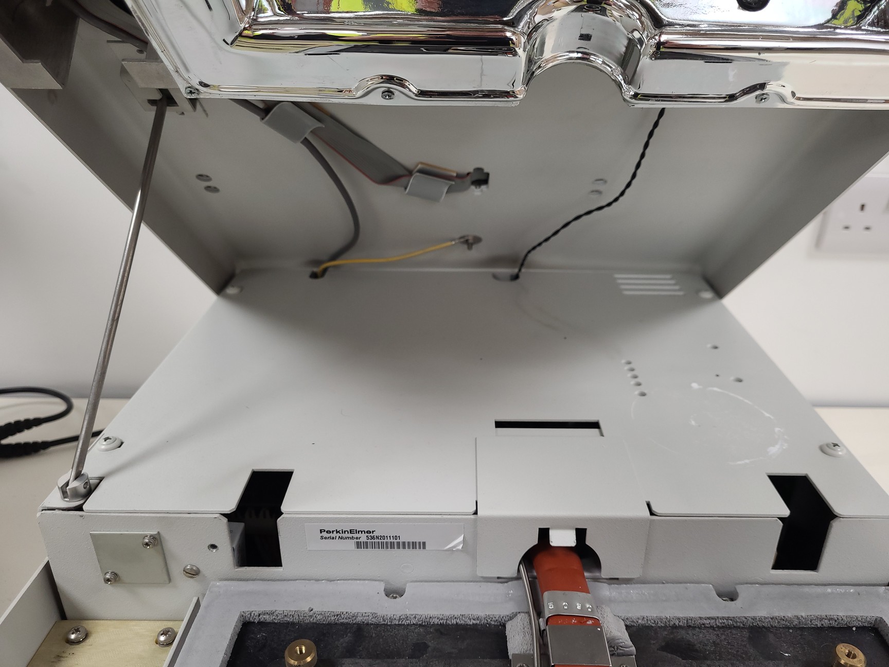 Image of Perkin Elmer PYRIS Diamond DSC Differential Scanning Calorimeter & Autosampler