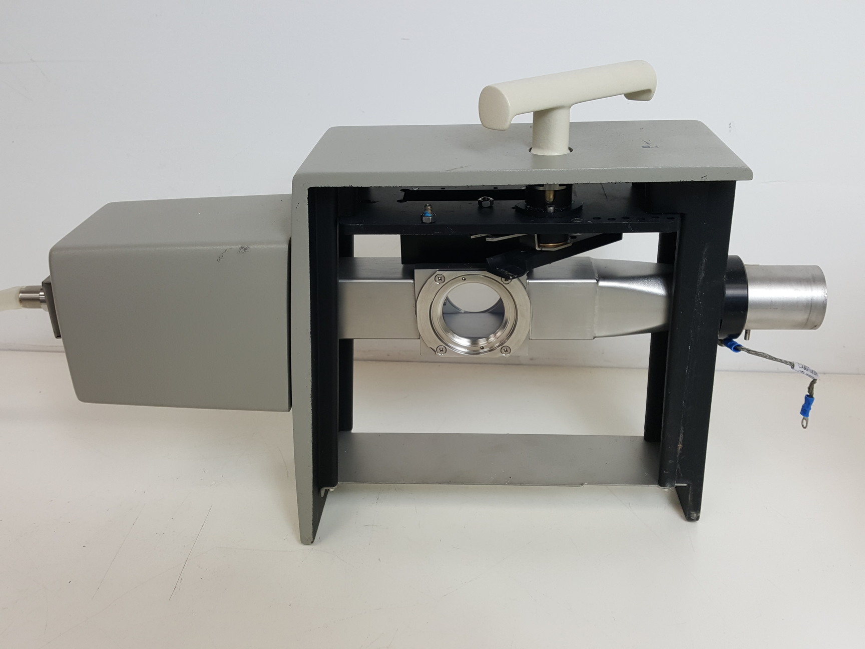 Image of Malvern Hydro 2000 Particle Size Analyzer Lab