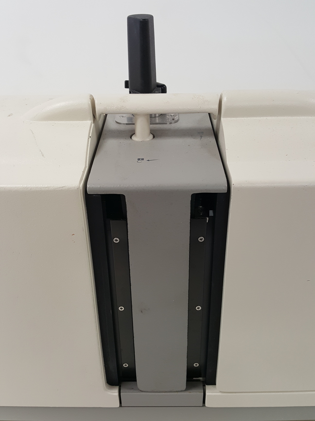 Image of Malvern Hydro 2000 Particle Size Analyzer Lab
