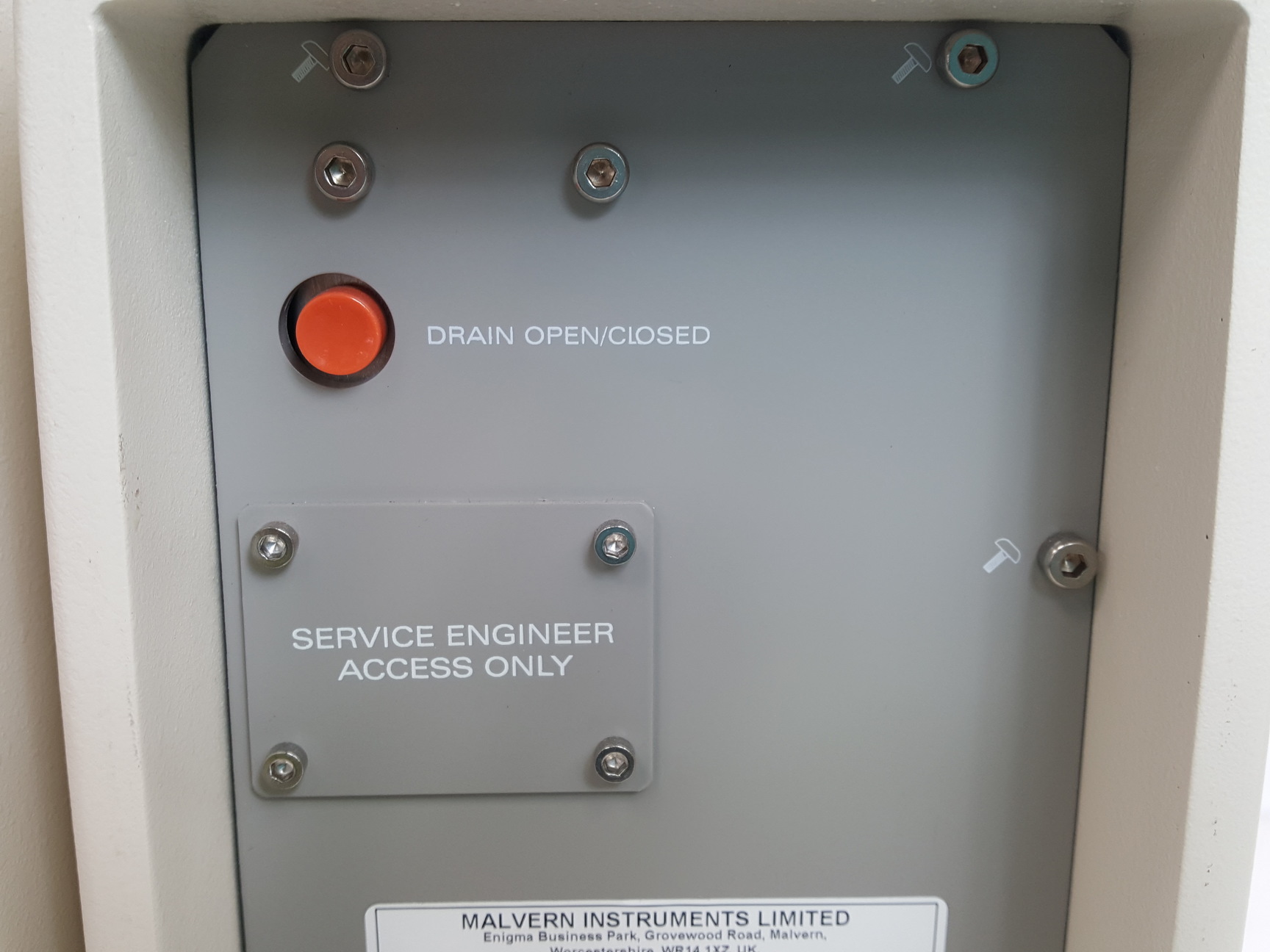 Image of Malvern Hydro 2000 Particle Size Analyzer Lab