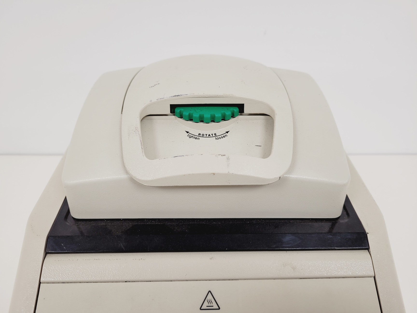 Image of Bio-Rad DNA Engine Peltier Thermal Cycler  Model - PTC0200 with 2 x Blocks Lab