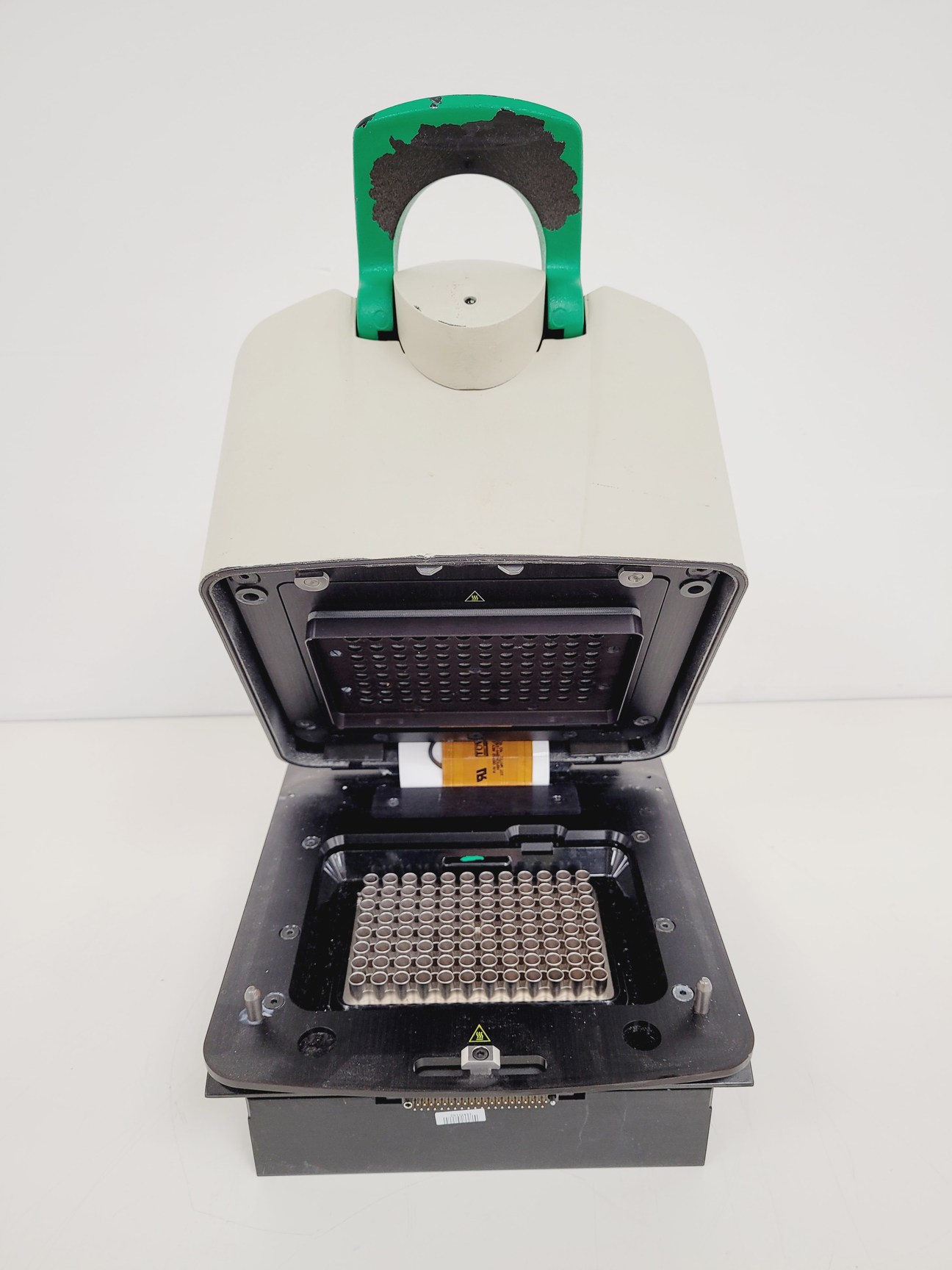 Image of Bio-Rad DNA Engine Peltier Thermal Cycler  Model - PTC0200 with 2 x Blocks Lab