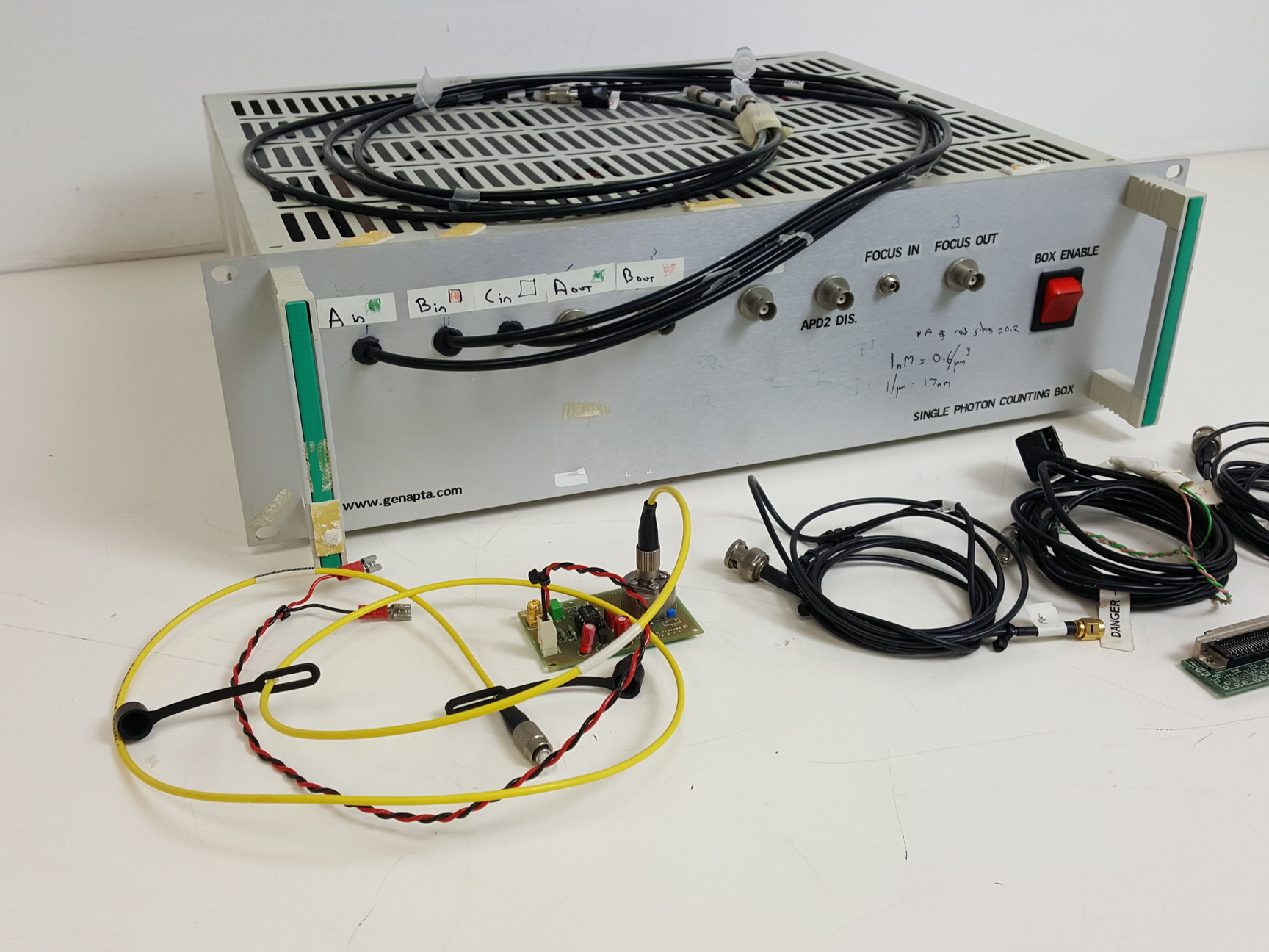 Image of Genapta Laser Enable and Disable Units & Single Photon Counting Box Lab