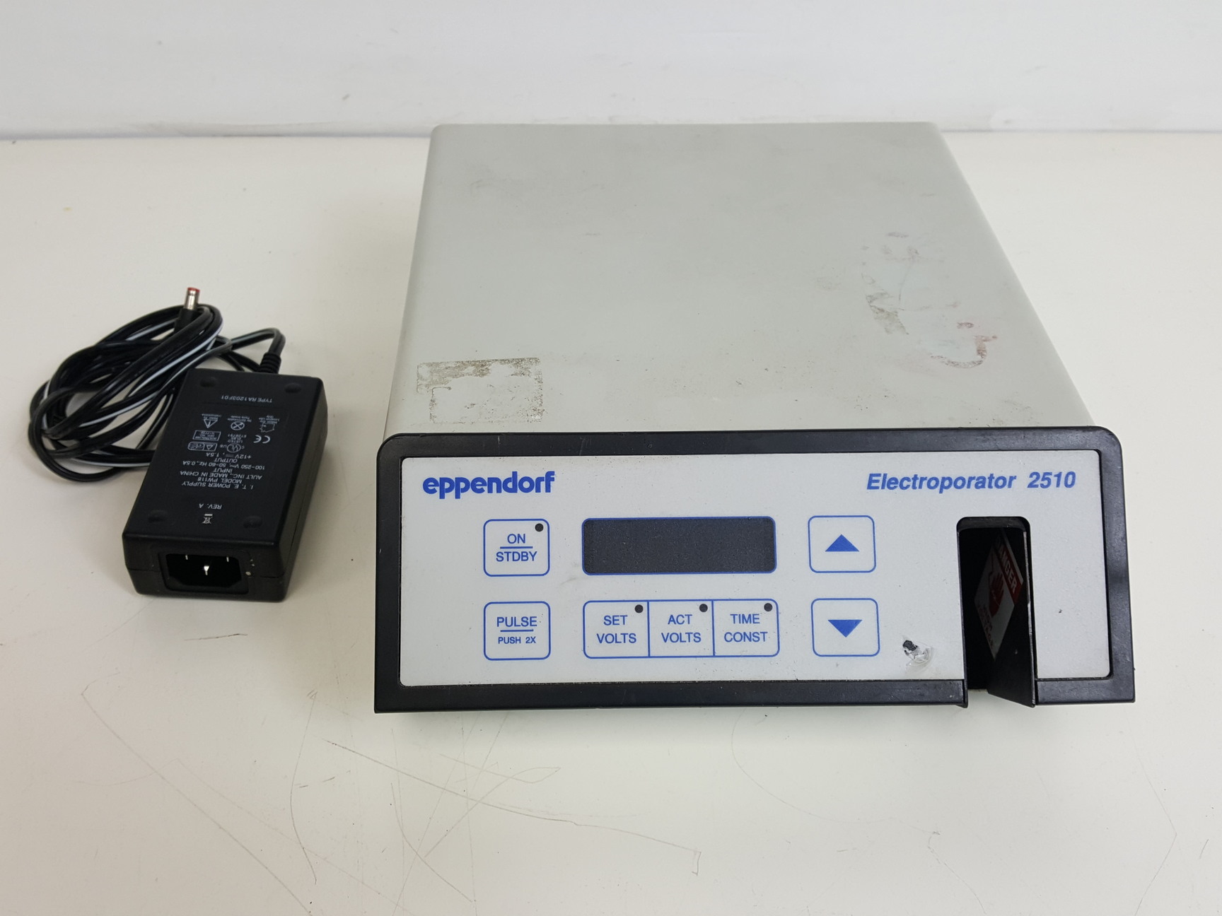 Image of Eppendorf Electroporator 2510 Lab