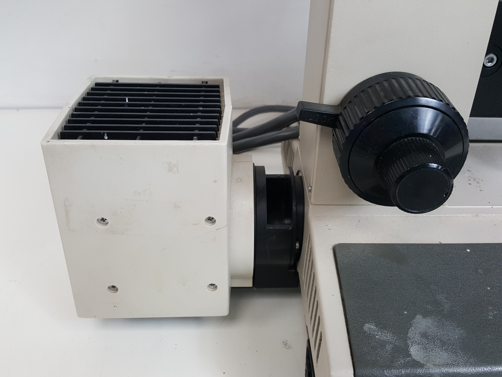 Image of Olympus BH-2 Microscope w/ 3 x Objectives - DPlan 10 0.25 160/0.17, SPlan Apo 