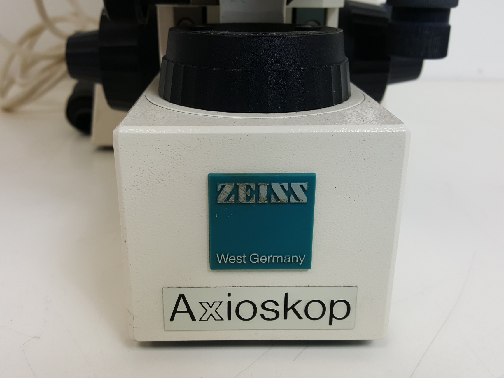 Image of Carl Zeiss Axioskop Microscope 44 14 80 Lab 