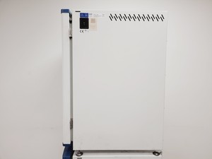 Thumbnail image of Esco CCL-170B-8 Cell Culture CO2 Incubator Double Stack Lab