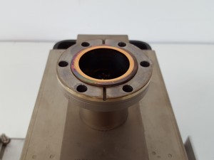 Thumbnail image of Varian Vaclom 25 Ion Pump  Model: 911-5030≠06174 Lab