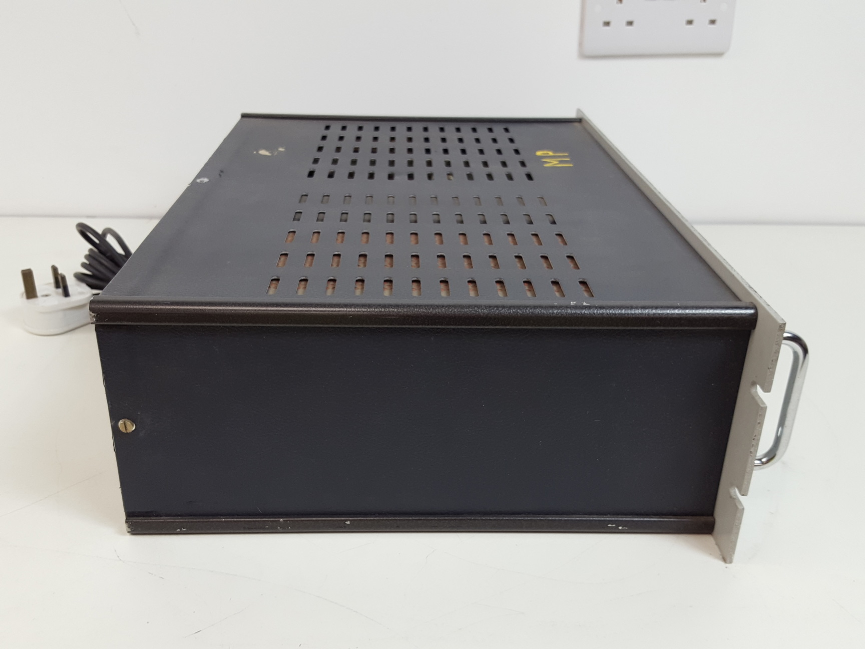 Image of Brandenburg Alpha Series Regulated High Voltage Power Supply Model: 907 Lab