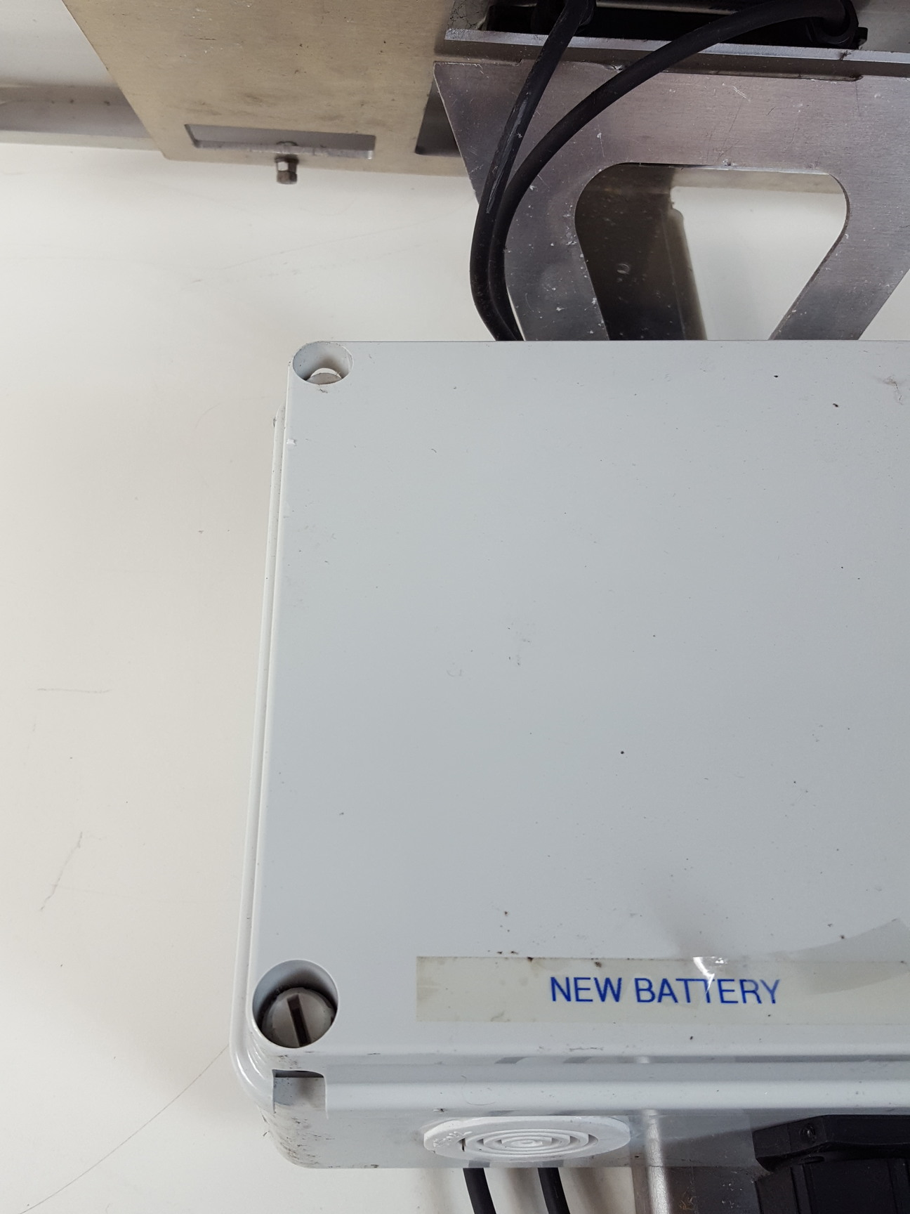 Image of 4x Victron Energy Blue Power Solar Panels  Model: SPM30-12/3a