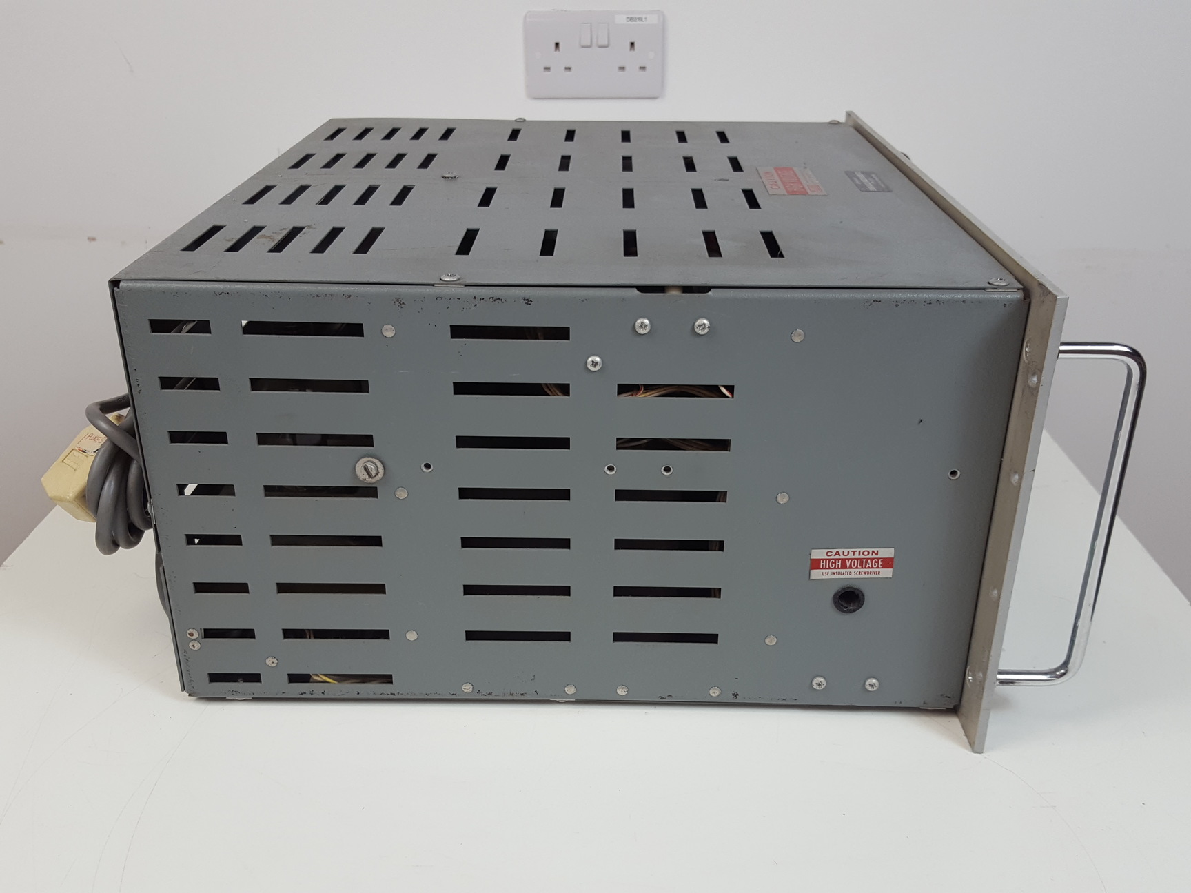 Image of Fluke High Voltage Power Supply  Model: 410B Lab