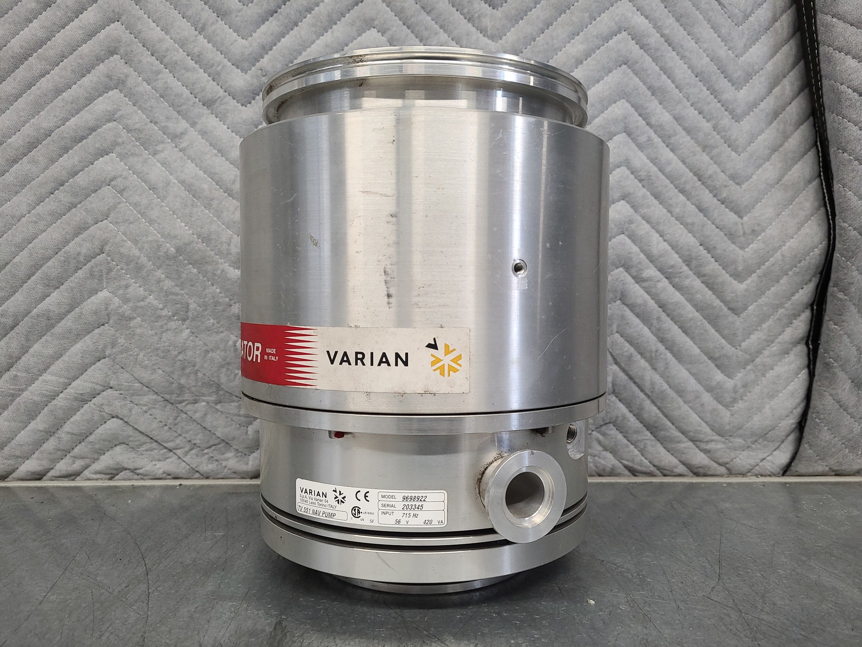 Image of Varian TV551 Navigator TMP Turbo Turbomolecular Vacuum Pump Lab