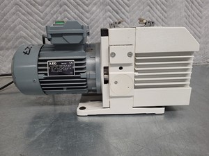 Thumbnail image of Virtis Advantage Freeze Dryer and Trivac D4B Vacuum Pump Lab