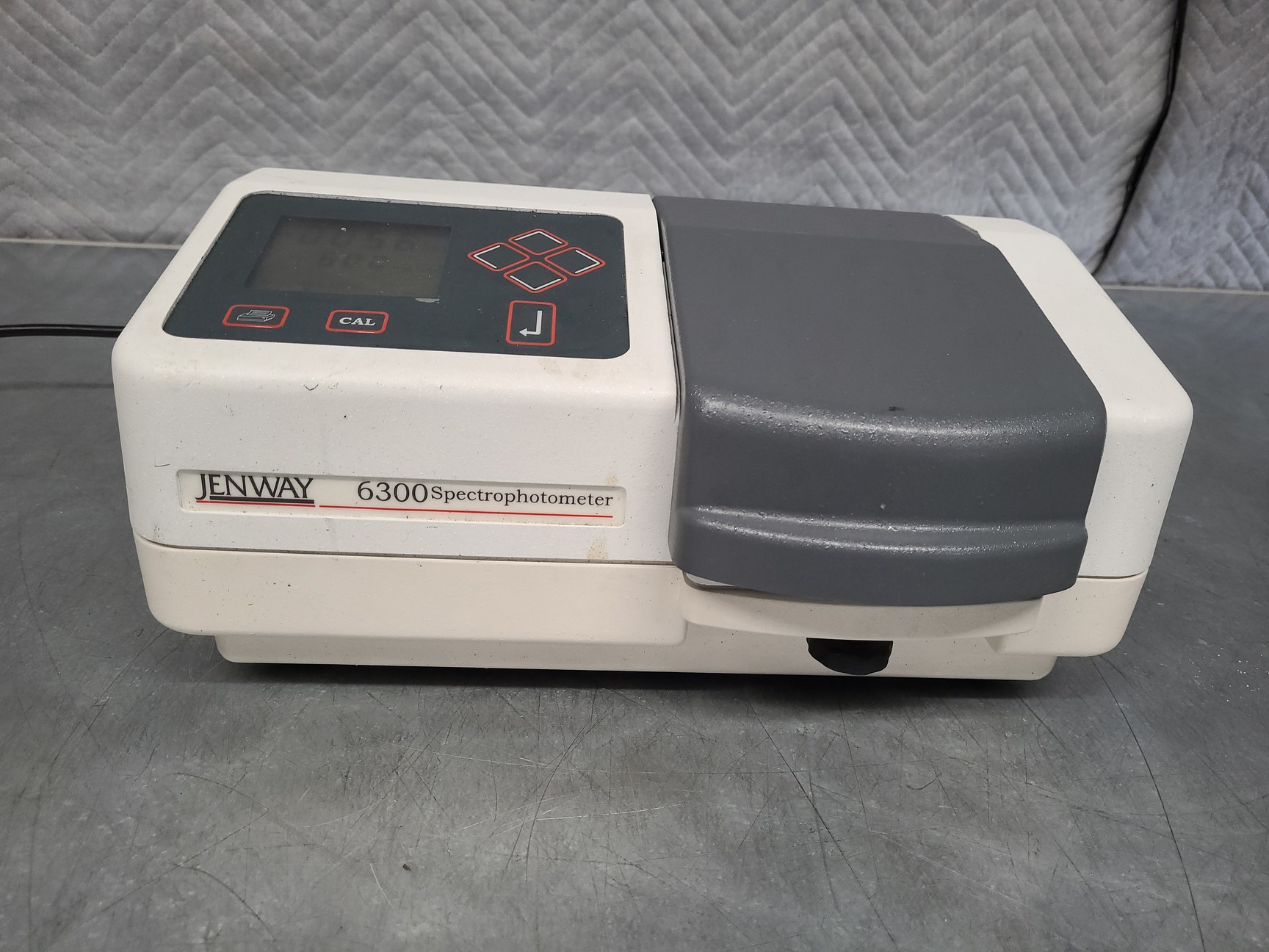 Image of Jenway 6300 Visible Spectrophotometer Lab