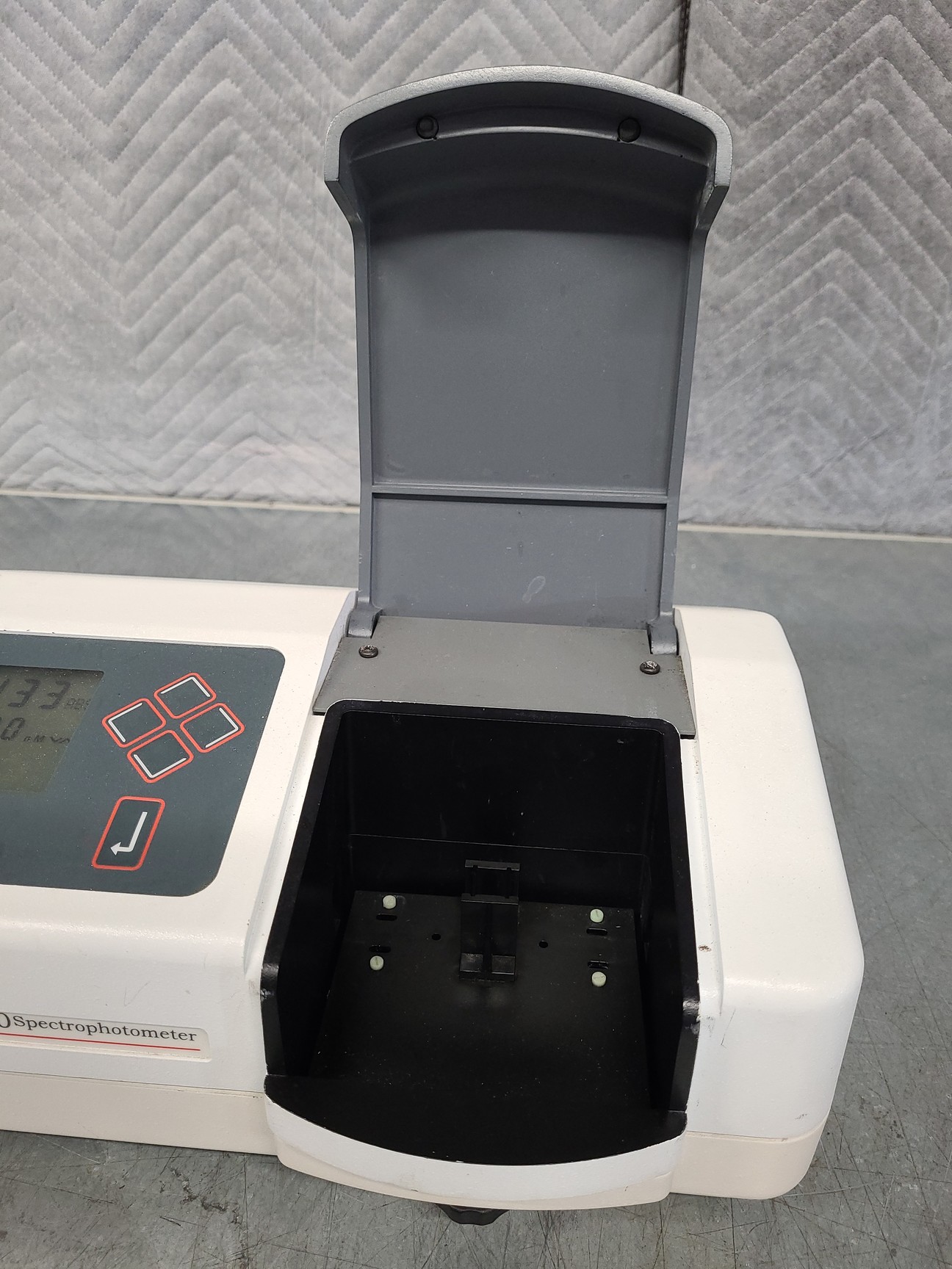 Jenway 6300 Visible Spectrophotometer Lab