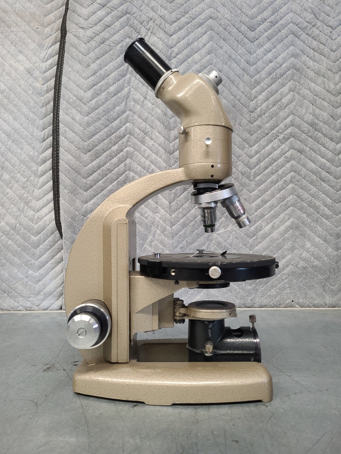 Image of 8 x Vickers Instruments Monocular Microscopes with 3 x Objectives Each Lab
