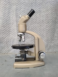 Thumbnail image of 8 x Vickers Instruments Monocular Microscopes with 3 x Objectives Each Lab