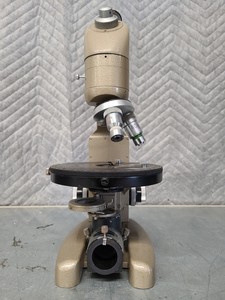 Thumbnail image of 8 x Vickers Instruments Monocular Microscopes with 3 x Objectives Each Lab