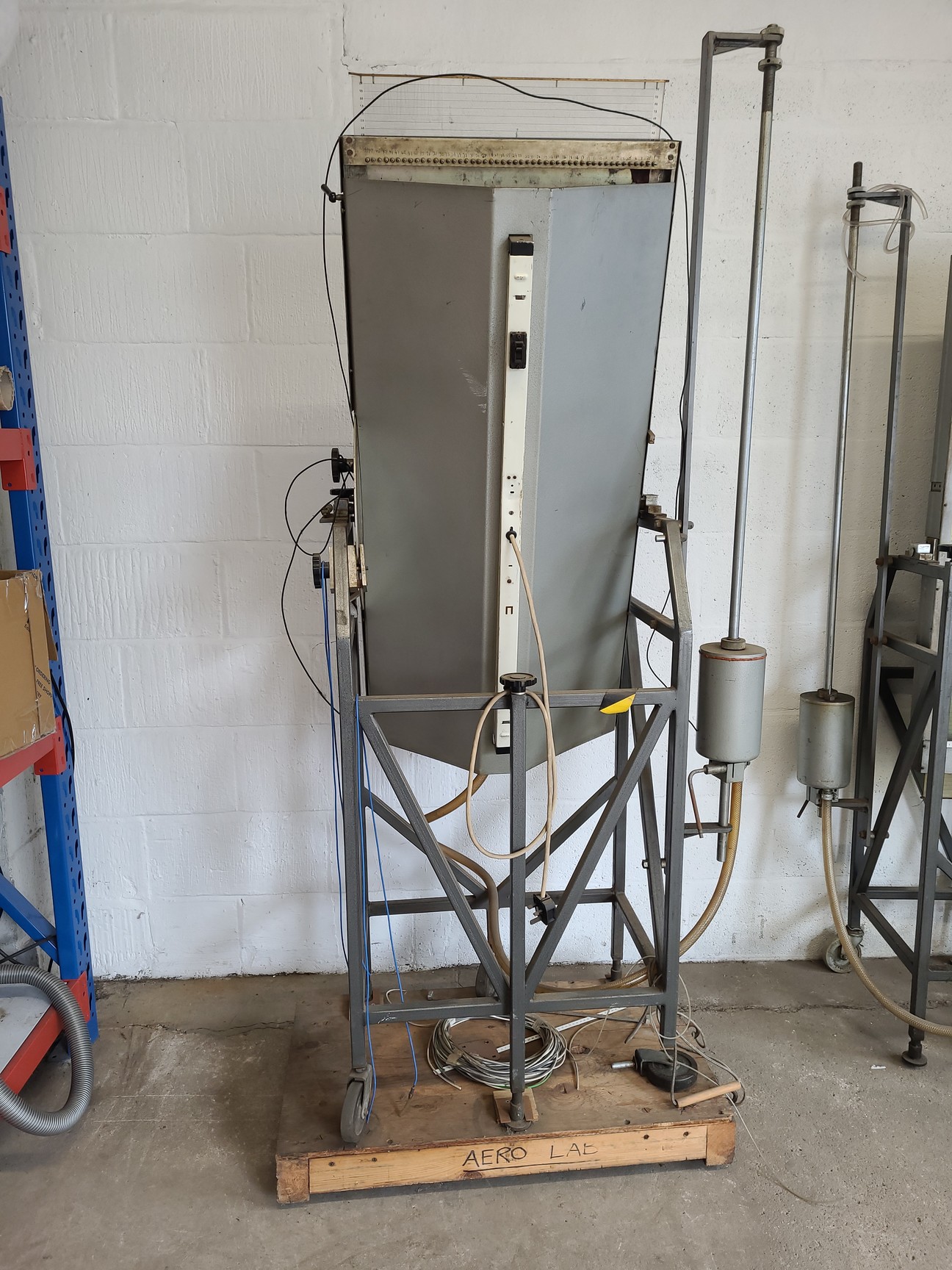 Image of 3 x Tecquipment Hydraulic Barometers Lab
