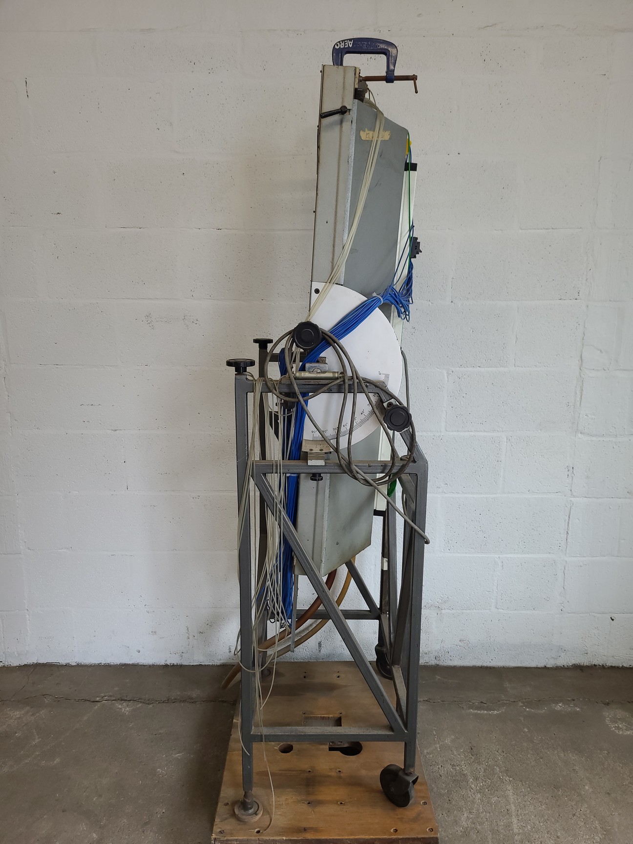 Image of 3 x Tecquipment Hydraulic Barometers Lab