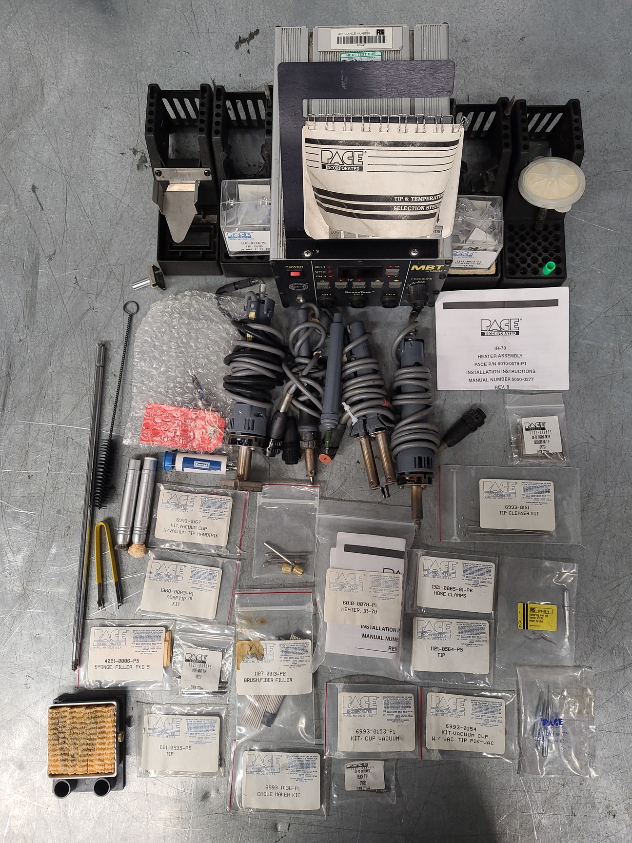 Image of Pace MBT PPS 85AE Desoldering / Soldering Unit with Accessories Lab