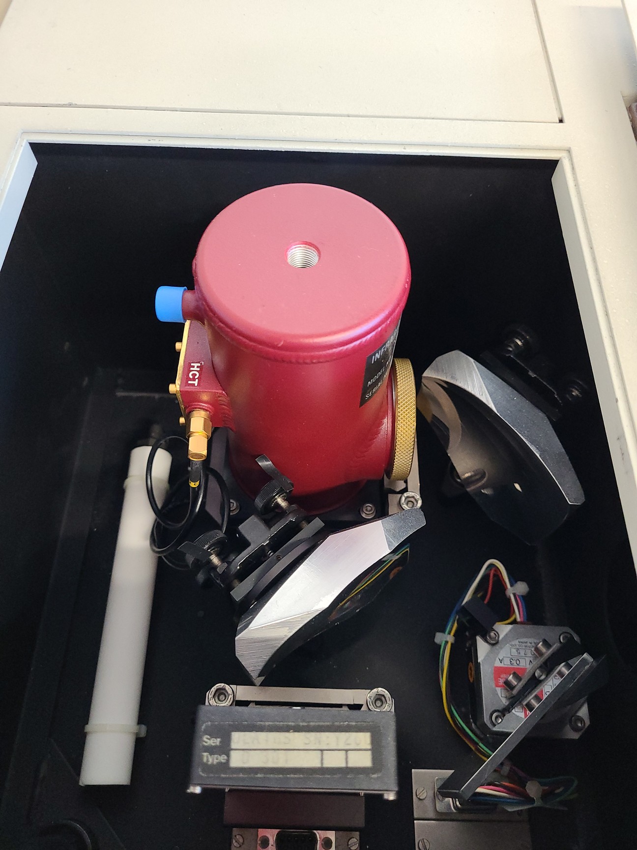 Image of Bruker IFS 66 FT-Raman Spectrometer System with Nikon Optiphot, Compressor Lab