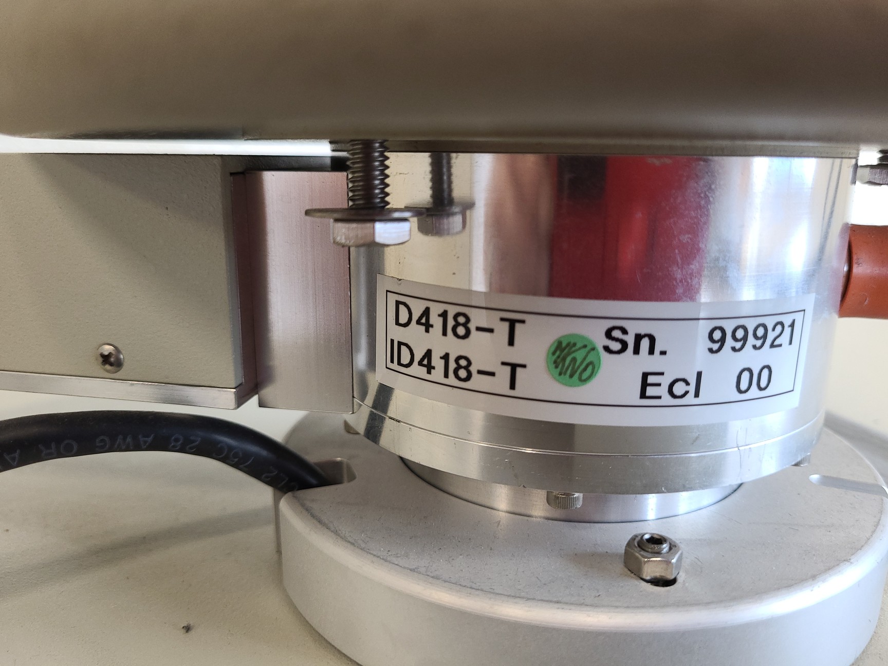 Image of Bruker IFS 66 FT-Raman Spectrometer System with Nikon Optiphot, Compressor Lab