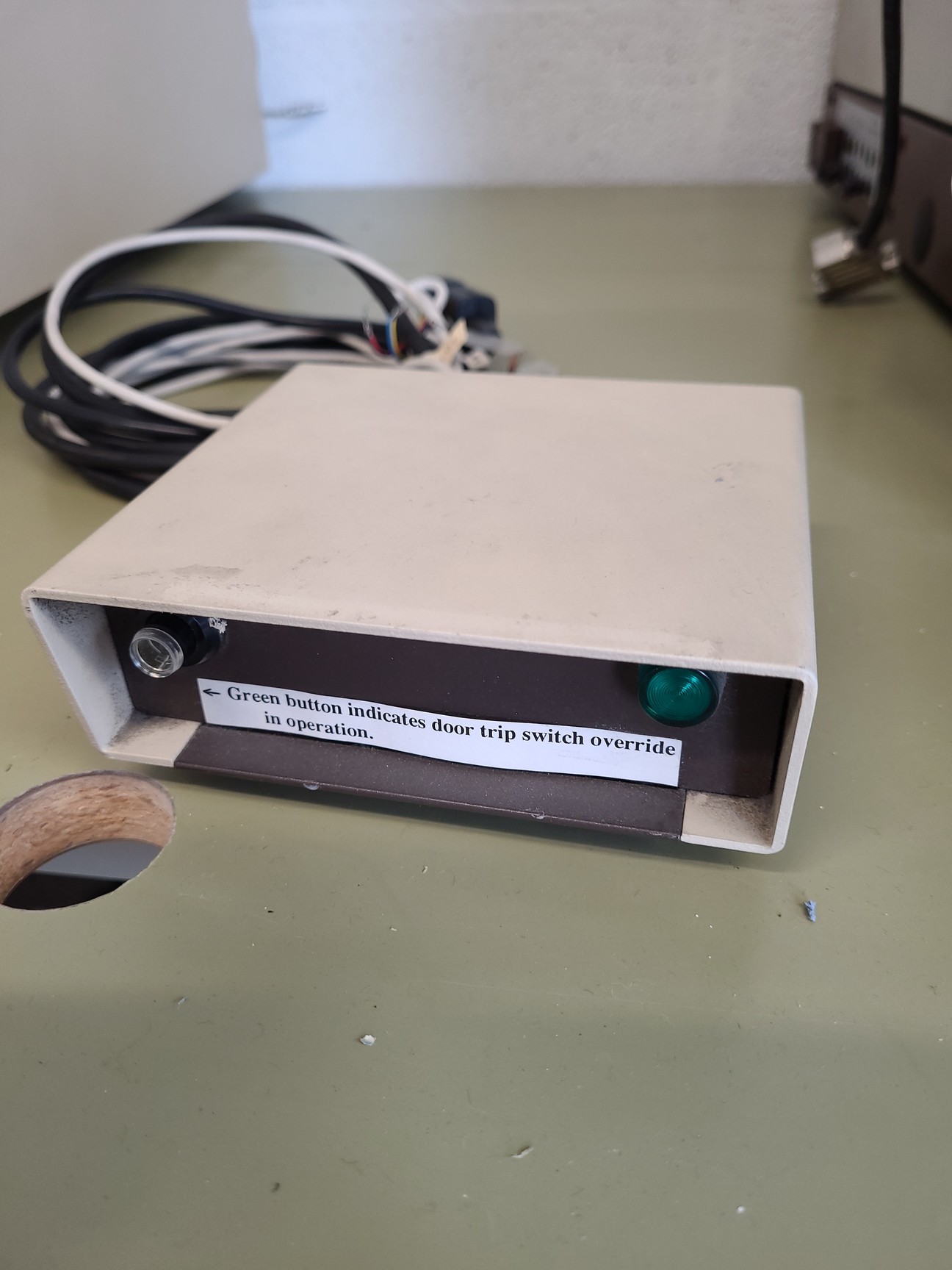 Image of Bruker IFS 66 FT-Raman Spectrometer System with Nikon Optiphot, Compressor Lab