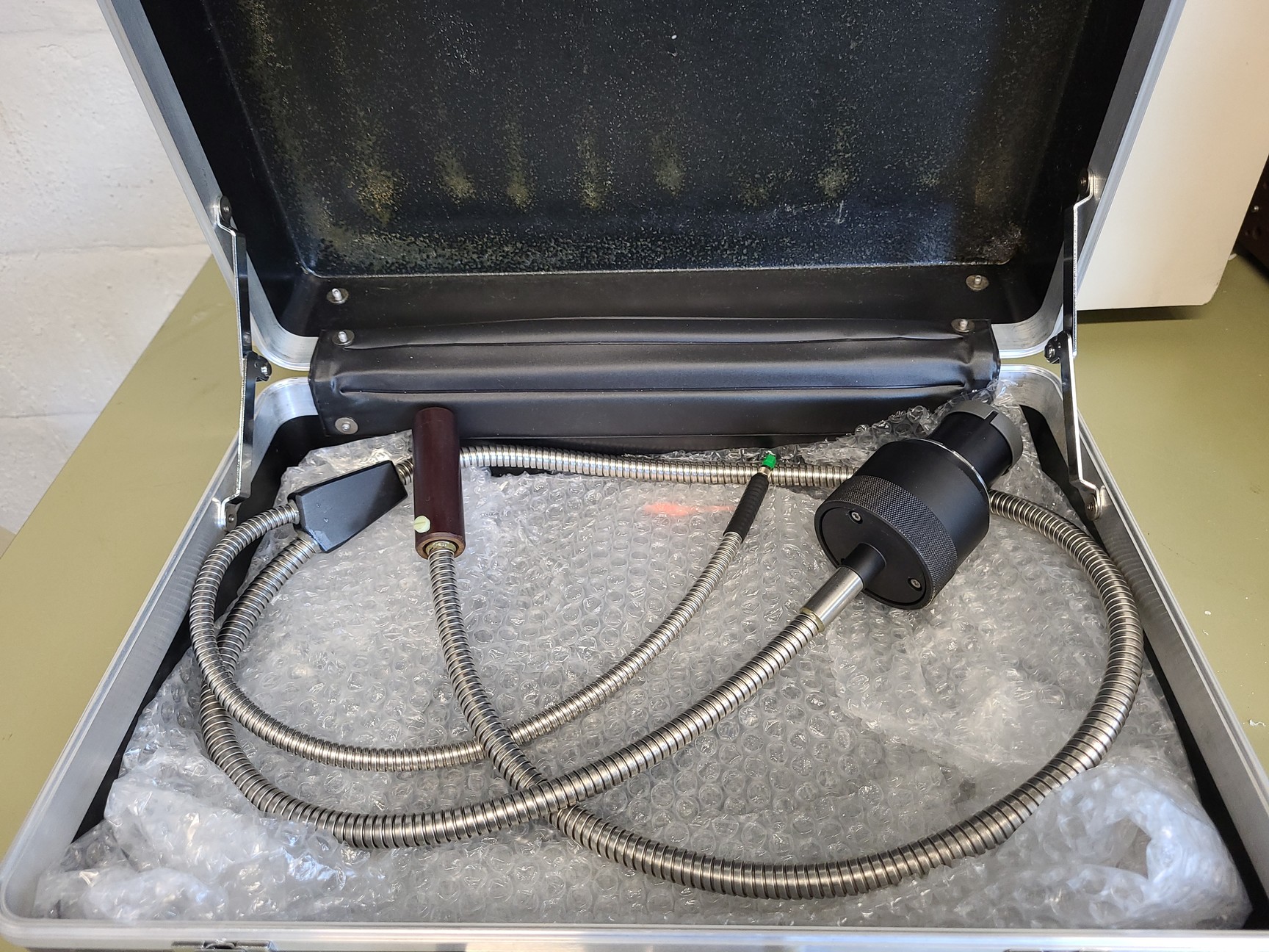 Image of Bruker IFS 66 FT-Raman Spectrometer System with Nikon Optiphot, Compressor Lab